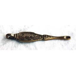 vk_110_earpick_650.jpg