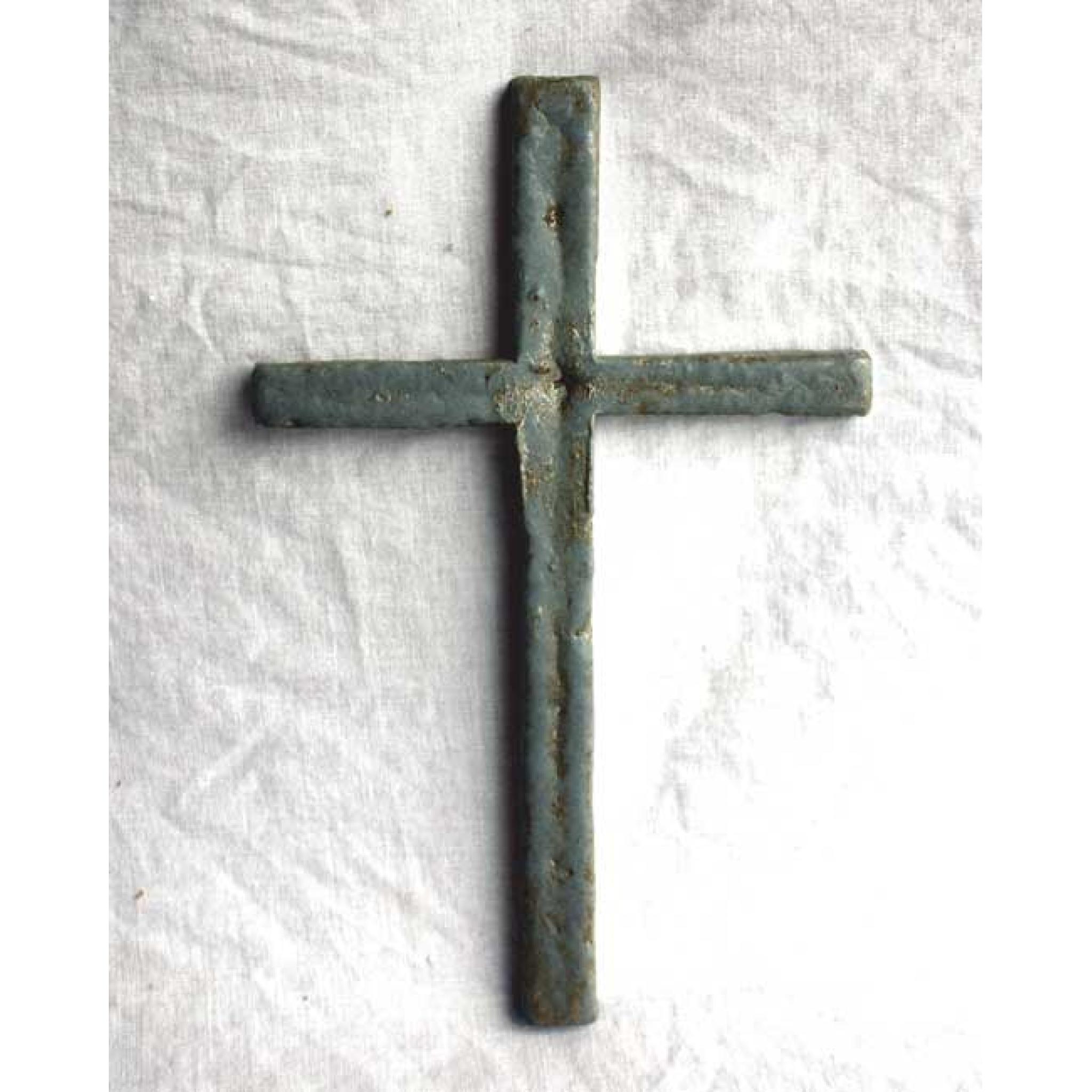 Rough Lead Cross