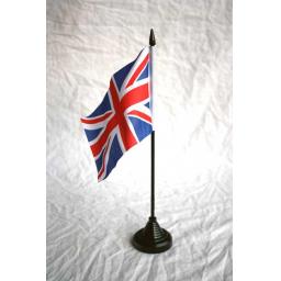 tableflag650.jpg