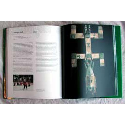 https://starbek-static.myshopblocks.com/images/tmp/af_195b_africa_book.jpg