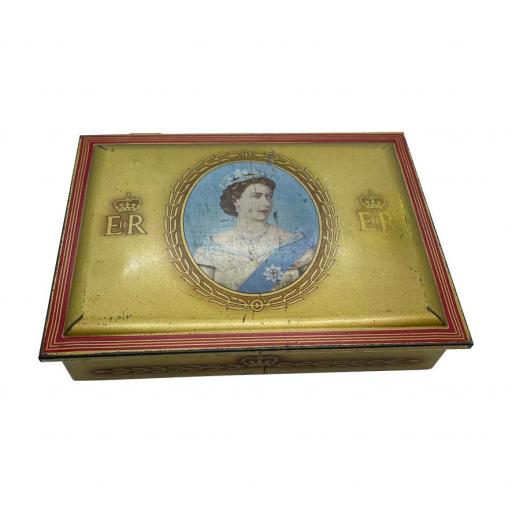 Queen Elizabeth II Coronation Souvenir Cigarette Tin